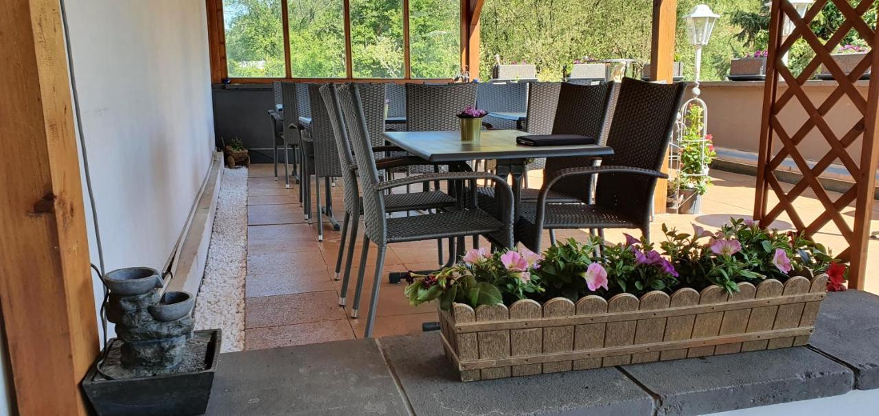 Hotel Zum Deutschen Eck Velbert Dış mekan fotoğraf